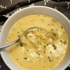 A picture of Chicken & Oyster Mushroom Soup with Thyme.
