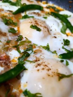 আফগানী ওমলেট(Afghani omlette recipe in Bengali) রেসিপির প্রধান ছবি