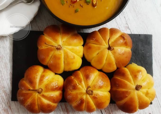 Pumpkin Bread in Pumpkin shape (no oven bread)