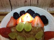 Una foto de hot cakes con canela y almendra