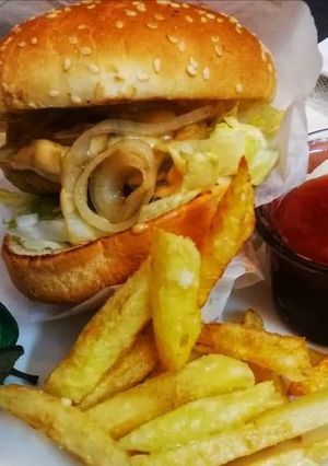 A picture of Caramalized chicken burger.