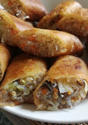 A picture of Fried Spring Rolls.