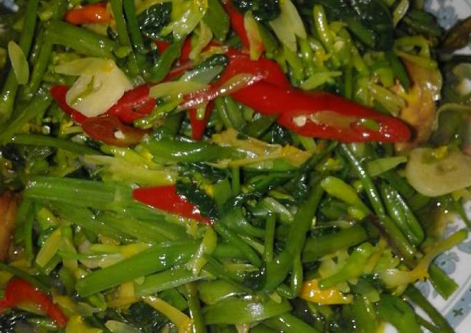 Resep Tumis Kangkung Bunga Pepaya Oleh Andini Salsabilla Cookpad