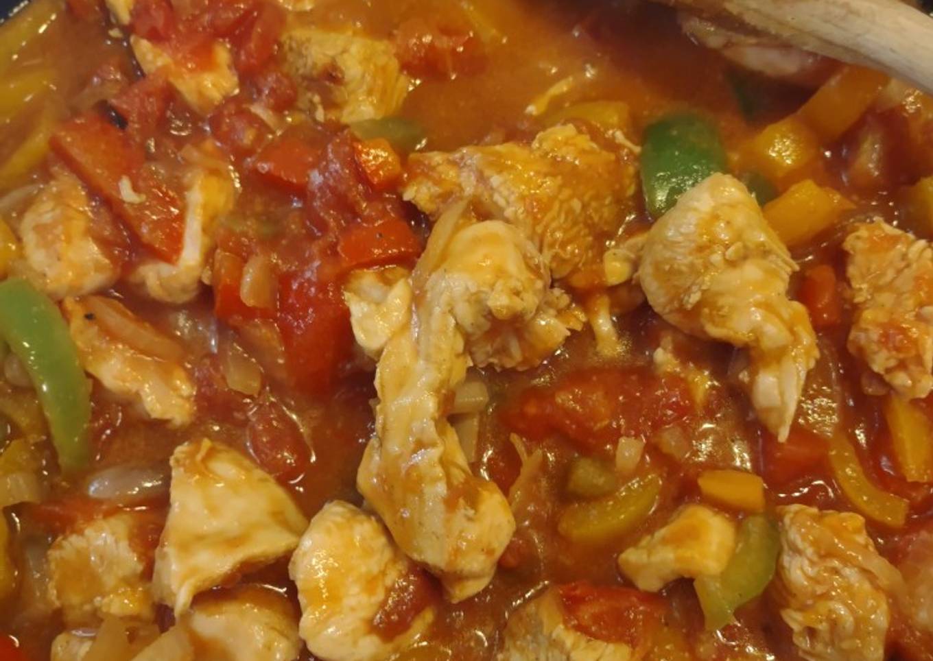 Chicken Fajitas in a Wok or Slow Cooker #mycookbook #1potrecipe