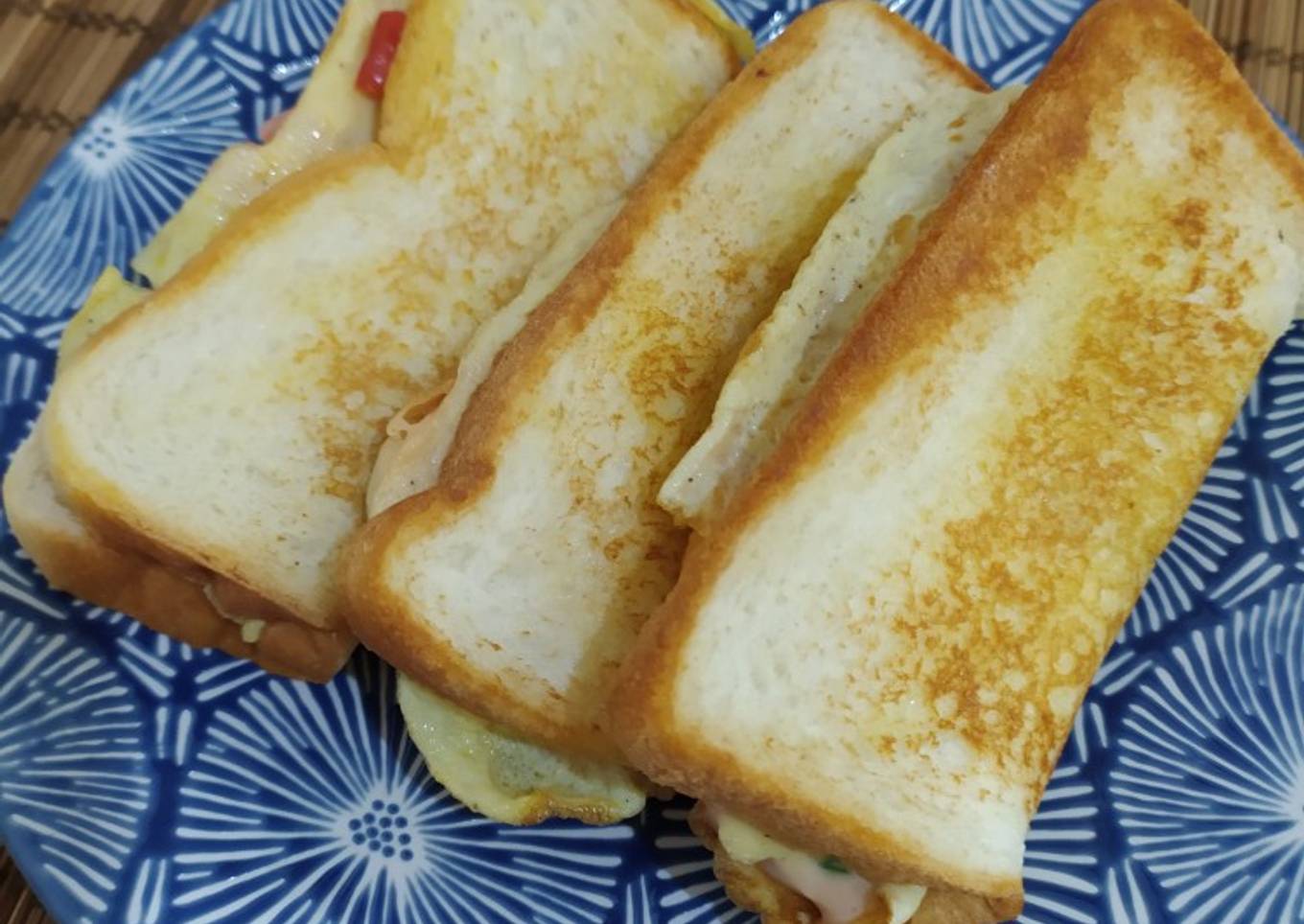 Roti Telur Bakar