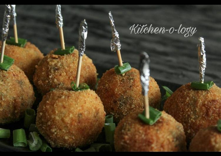 Recipe: Delicious Chicken Cheese Balls 🍗🧀🍢