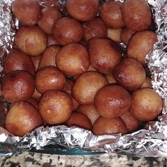 A picture of Puff-puff.