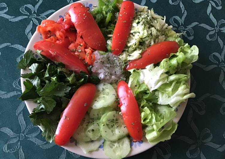 Salade composée aux légumes d été