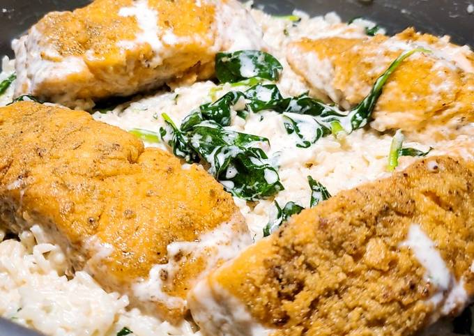Steps to Prepare Any-night-of-the-week Fried Salmon with Garlic Rice
