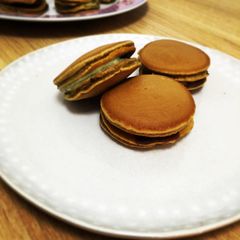 A picture of Dorayaki.
