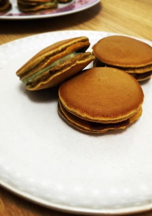 A picture of Dorayaki.