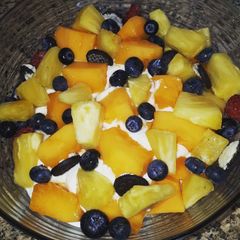 A picture of Dessert rush(fruits).