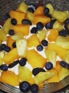 A picture of Dessert rush(fruits).