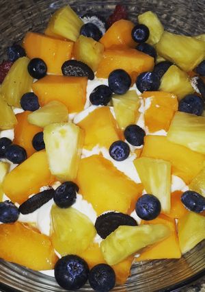A picture of Dessert rush(fruits).