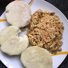 A picture of Yam and Egg Scrambled Sauce.