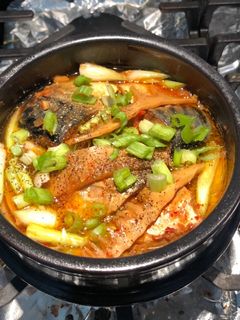 Hình của món Cá mackerel kho măng.