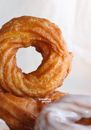 A picture of French Cruller Donuts.