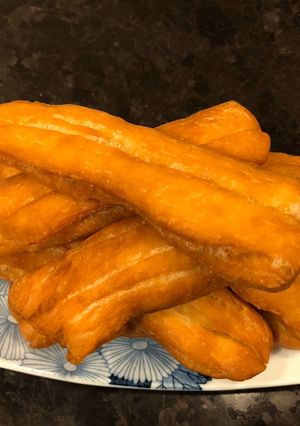 A picture of Deep Fried “Cakwe” (Chinese Crullers).