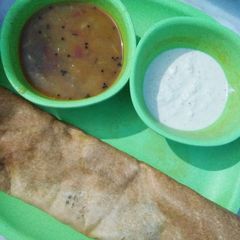 A picture of Sambhar dosa.