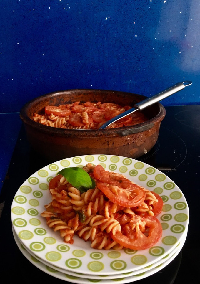 Una foto de Fusilli al horno con hierbas