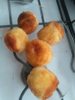 Una foto de Bombas de papa con queso💣