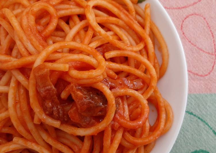 Bucatini all'amatriciana