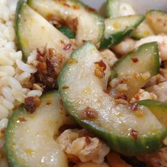 A picture of SMASHED CUCUMBER 🥒 SALAD.