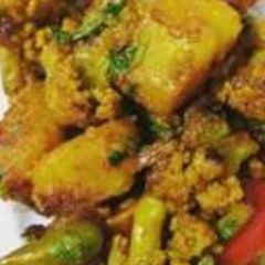 Gobhi Aloo Sokha A picture of Gobhi Aloo Sokha.