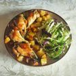 Ali di pollo con patate al forno