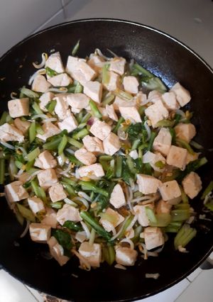Foto resep Tumis Tahu cambah sawi hijau