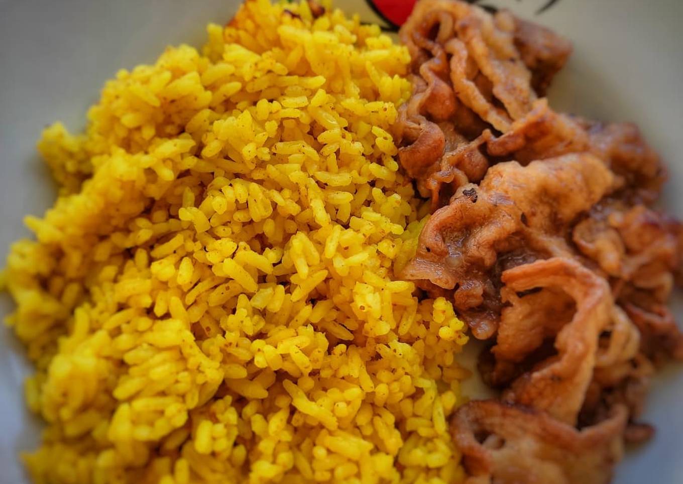 Nasi kuning ala anak kost
