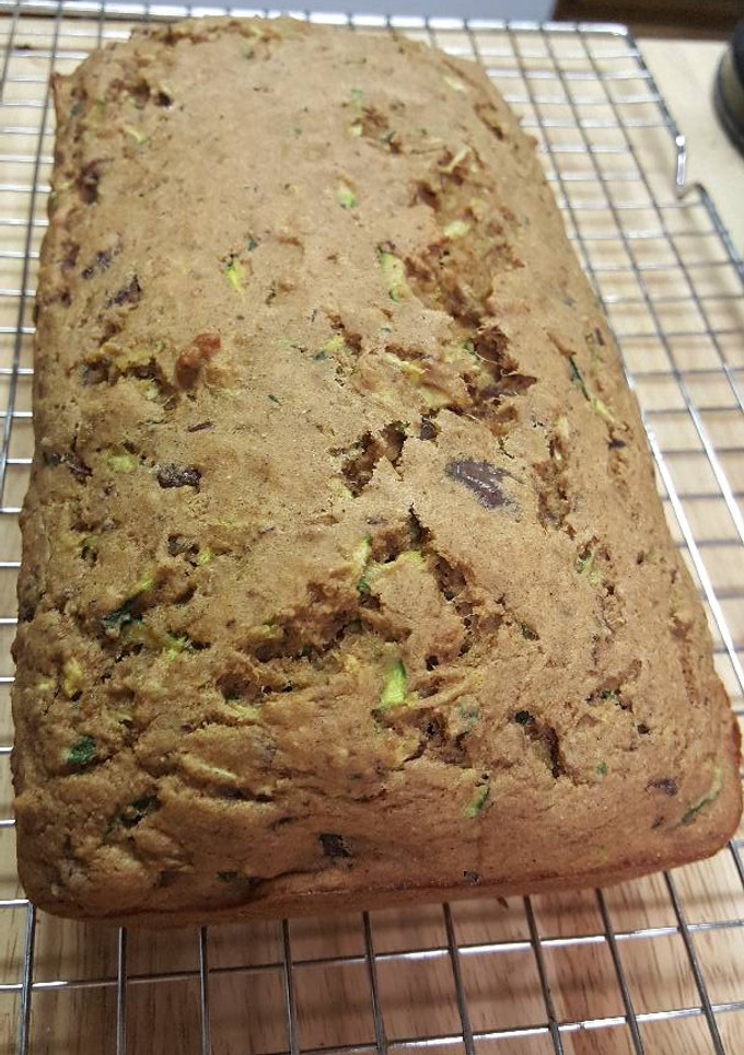A picture of Zucchini Date Bread.