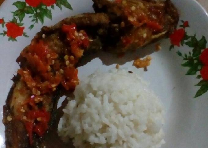 Resep Lele Geprek Sambal Bawang Oleh Amaliyah Maratun Cookpad