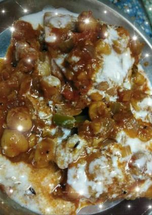 समोसा चाट रेसिपी मुख्य फोटो