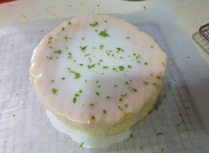 檸檬海綿蛋糕 ～酸V丫～酸V丫😋 的食譜成品照片