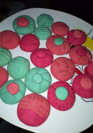 A picture of Cookies.