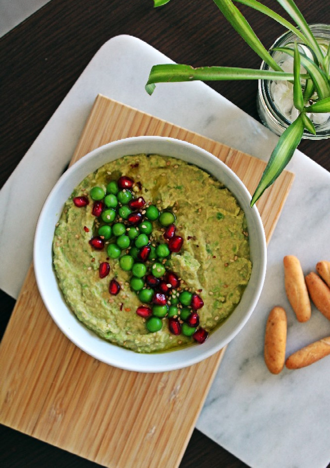 Una foto de Hummus de guisante
