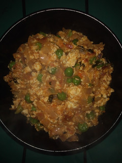 A picture of Paneer Bhurji with Peas.