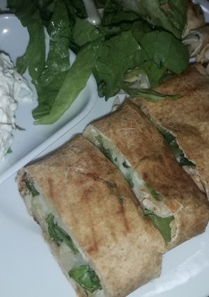 A picture of Chicken Shawarma.
