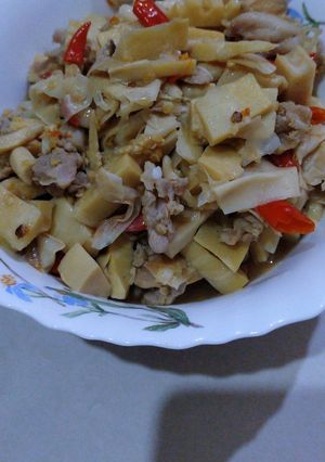 รูปของ ผัดไก่สับใส่หน่อไม้