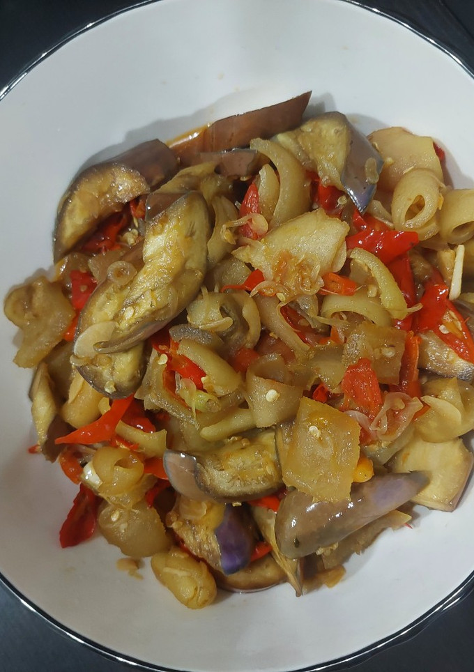 Foto resep Tumis kikil sapi dan terong