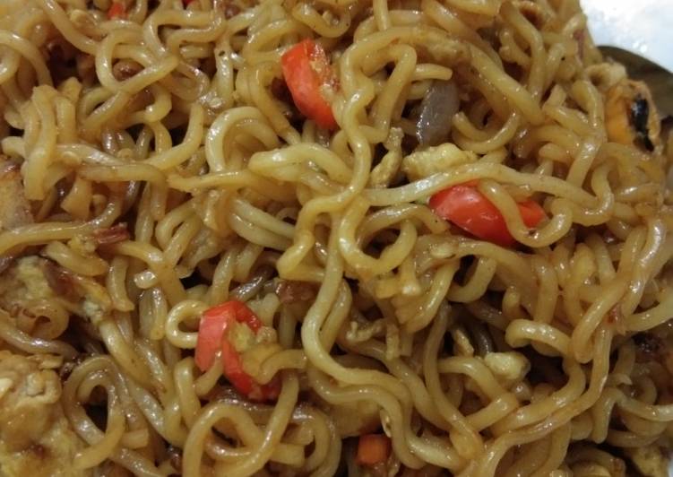 Cara Gampang Membuat Indomie tek tek Anti Gagal