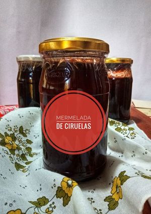 Una foto de Mermelada de ciruelas 🍒🍒