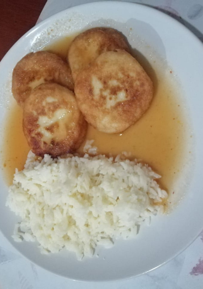 Una foto de Tortitas de papa rellenas de queso