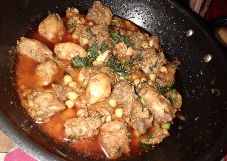 Recipe of Homemade Chicken chana karahi