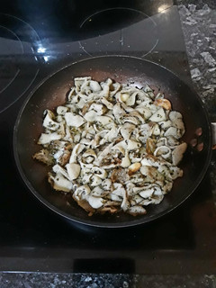 Una foto de Vientre de cordero aromatizado con especias