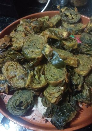  अरबी के पत्ते के पतोड़ रेसिपी मुख्य फोटो