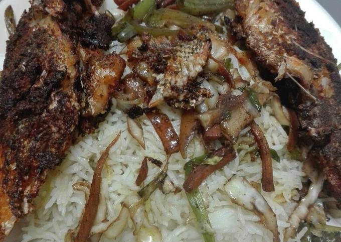 Simple Way to Prepare Perfect Grilled fish vegetable rice