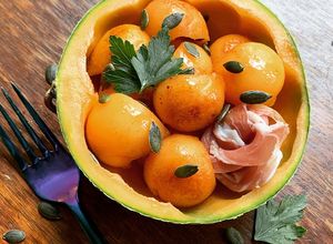 Une photo de ☆Melon Rôti, Flambé au Porto☆