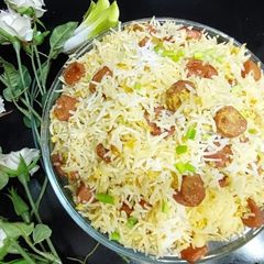 A picture of Tum yum Sausages rice.
